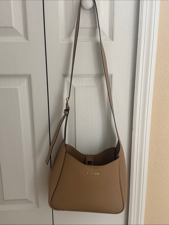 Michael Kors Handbags - Michael Kors Pebbled Shoulder Bag in Camel